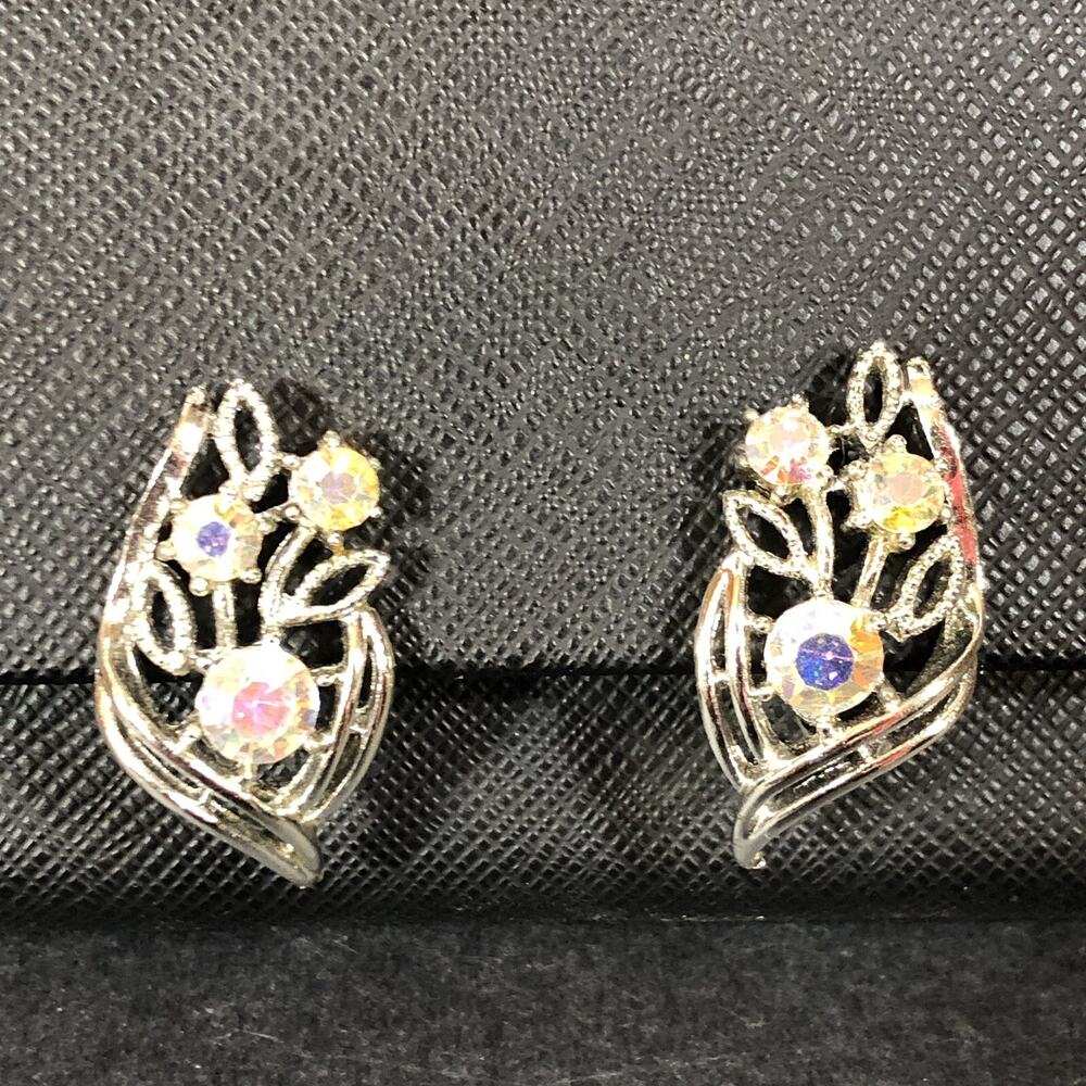 Coro Rhinestone Clip On Earrings Silver Tone Vintage Leaf Flame Retro 50s 60s